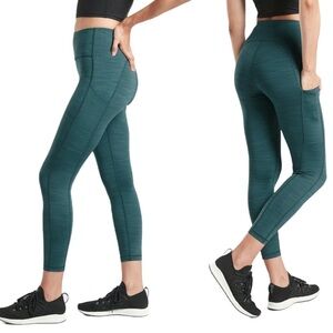 Athleta Ultimate Stash Pocket 7/8 Tight size Small